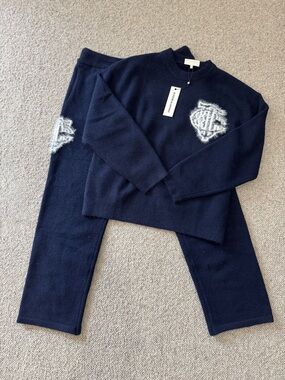 New! The Couture Club Set Size XL Fluffy Knit Crew and Joggers